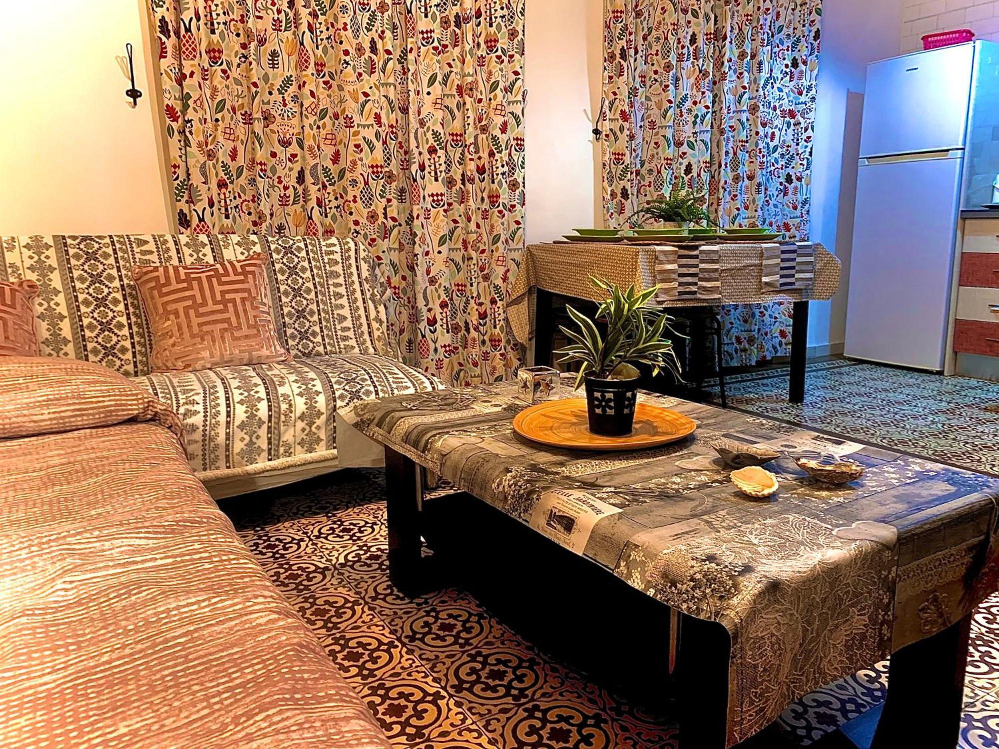 Violeta Apartment With Cozy Balcony Sevilla Exterior photo